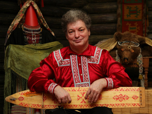 Нарс-юх – «играющее дерево»
