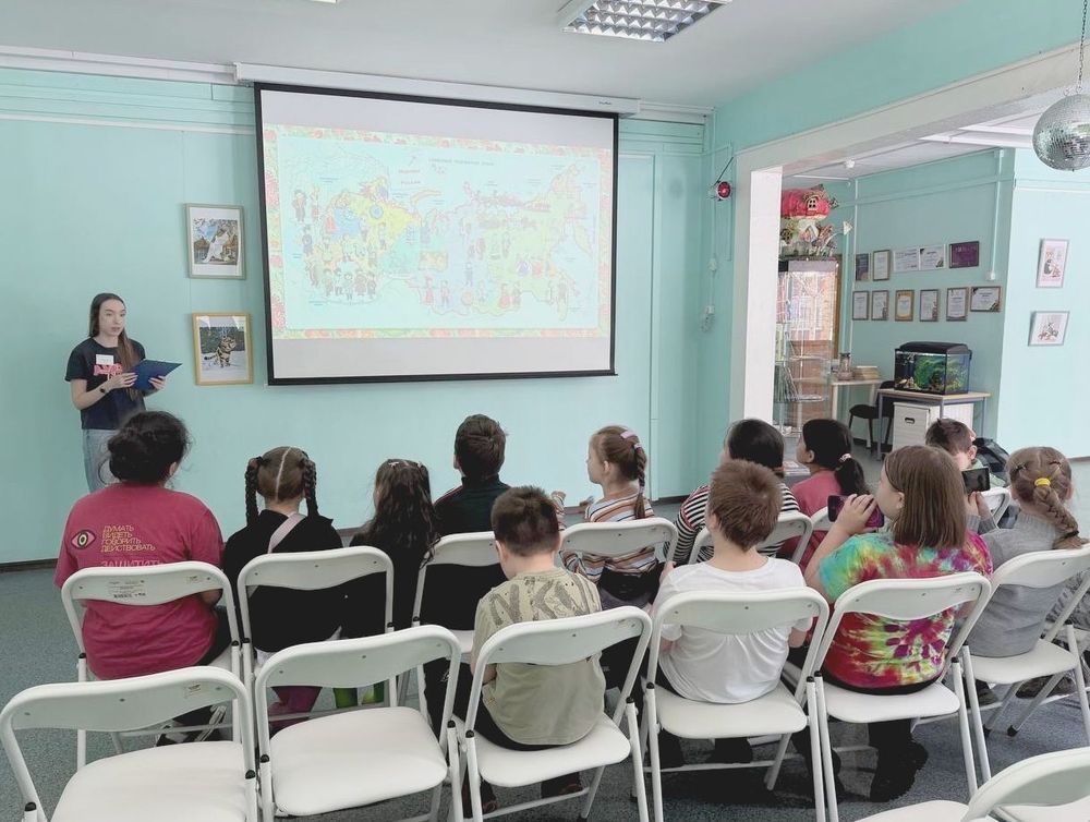 Литературный праздник «Счастье - жить и счастье - петь!» в Центральной детской библиотеке